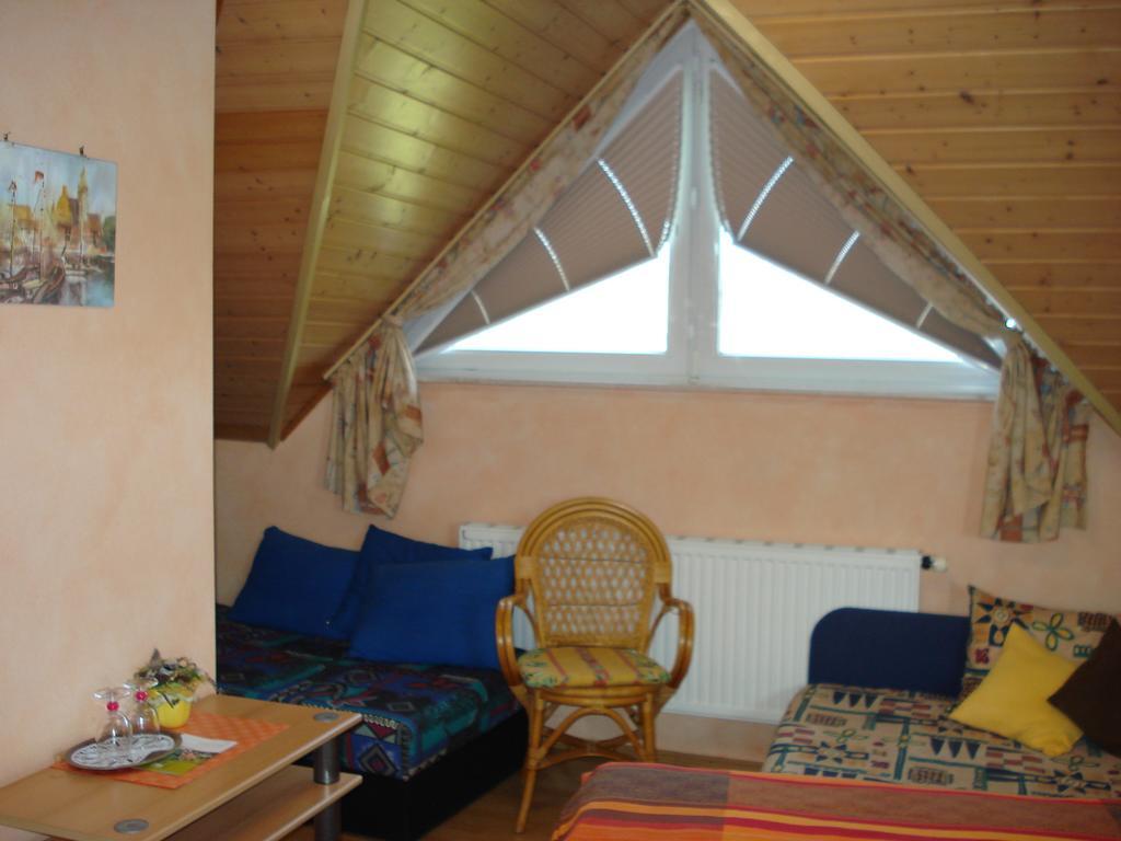Ferienwohnungen - Gaestehaus Gertrud Moog- Rust Eksteriør billede